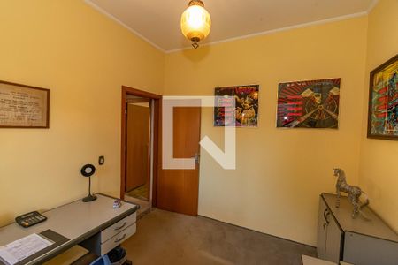 Casa à venda com 510m², 5 quartos e 12 vagas Casa à venda com 510m², 5 quartos e 12 vagasEscritório