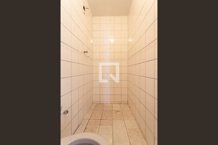 Apartamento para alugar com 180m², 4 quartos e 2 vagas Apartamento para alugar com 180m², 4 quartos e 2 vagasBanheiro Social 2