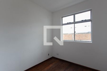 Apartamento para alugar com 180m², 4 quartos e 2 vagas Apartamento para alugar com 180m², 4 quartos e 2 vagasQuarto1