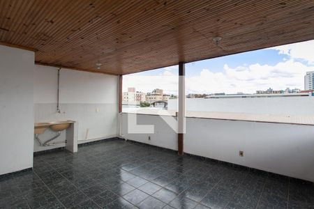 Apartamento para alugar com 180m², 4 quartos e 2 vagas Apartamento para alugar com 180m², 4 quartos e 2 vagasÁrea de Serviço