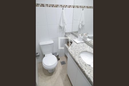 Apartamento à venda com 65m², 2 quartos e 1 vaga Apartamento à venda com 65m², 2 quartos e 1 vagaBanheiro da Suíte