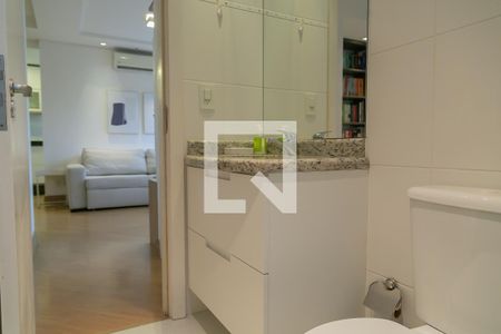 Apartamento à venda com 65m², 2 quartos e 1 vaga Apartamento à venda com 65m², 2 quartos e 1 vagaBanheiro