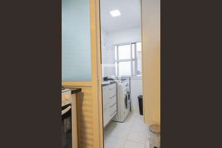 Apartamento à venda com 65m², 2 quartos e 1 vaga Apartamento à venda com 65m², 2 quartos e 1 vagaÁrea de Serviço