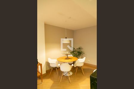 Apartamento à venda com 65m², 2 quartos e 1 vaga Apartamento à venda com 65m², 2 quartos e 1 vagaSala