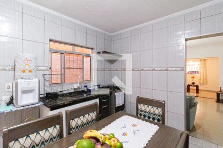 Casa à venda com 127m², 3 quartos e 2 vagasCozinha