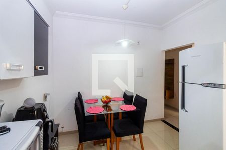Apartamento à venda com 75m², 2 quartos e 1 vaga Apartamento à venda com 75m², 2 quartos e 1 vagaCozinha