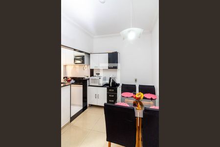 Apartamento à venda com 75m², 2 quartos e 1 vaga Apartamento à venda com 75m², 2 quartos e 1 vagaCozinha