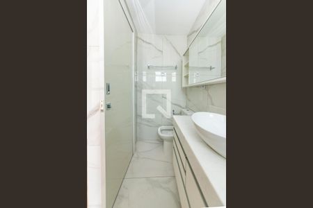 Apartamento para alugar com 99m², 3 quartos e 1 vaga Apartamento para alugar com 99m², 3 quartos e 1 vagaBanheiro do Quarto 1