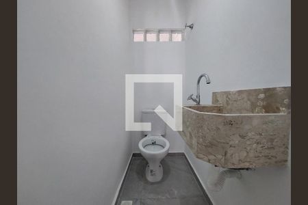 Casa à venda com 110m², 3 quartos e 2 vagasLavabo