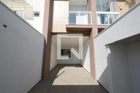 Casa à venda com 110m², 3 quartos e 2 vagasGaragem