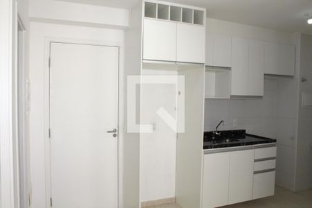 Cozinha de apartamento para alugar com 2 quartos, 34m² em Barra Funda, São Paulo