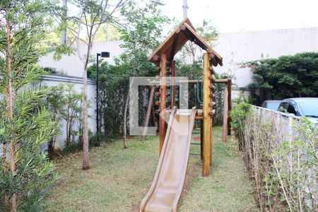 Apartamento para alugar com 34m², 2 quartos e sem vagaÁrea comum - Playground