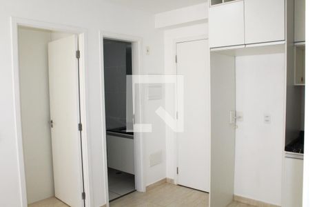 Apartamento para alugar com 34m², 2 quartos e sem vagaPorta de entrada