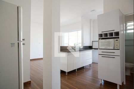 Cozinha de apartamento para alugar com 1 quarto, 72m² em Bela Vista, São Paulo