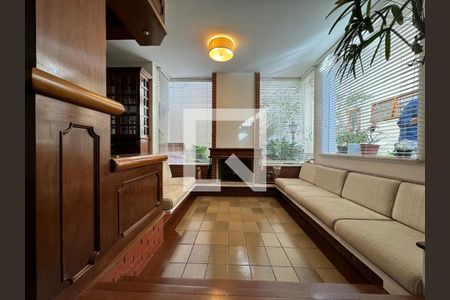 Casa à venda com 349m², 3 quartos e 4 vagasFoto 04