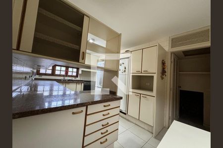 Casa à venda com 349m², 3 quartos e 4 vagasFoto 11