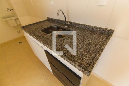 Apartamento à venda com 38m², 2 quartos e sem vagaCozinha e Área de Serviço