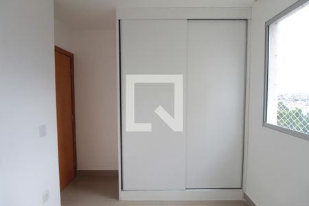 Apartamento à venda com 100m², 2 quartos e 1 vagaQuarto 2