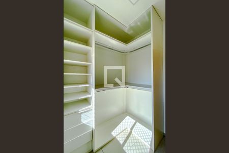 Apartamento à venda com 100m², 2 quartos e 2 vagasQuarto 3