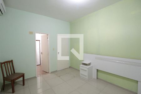 Casa para alugar com 220m², 5 quartos e 2 vagasSuite 1