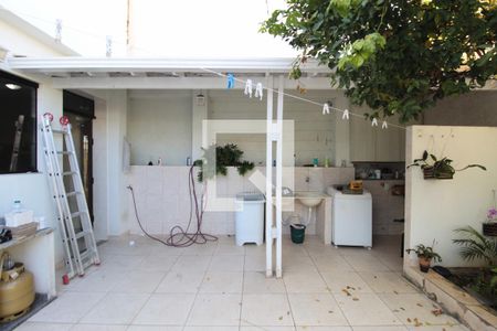 Casa para alugar com 220m², 5 quartos e 2 vagasArea de Serviço