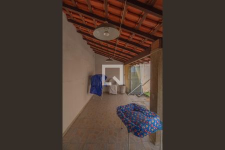 Casa à venda com 232m², 4 quartos e 3 vagasVaranda