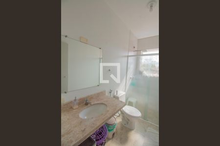 Casa à venda com 232m², 4 quartos e 3 vagasBanheiro