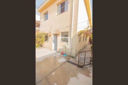 Casa à venda com 232m², 4 quartos e 3 vagasCorredor