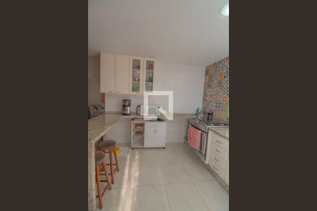 Casa à venda com 232m², 4 quartos e 3 vagasCozinha