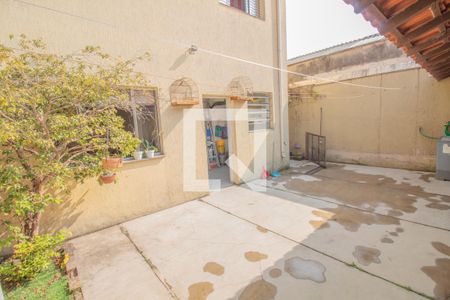 Casa à venda com 232m², 4 quartos e 3 vagasÁrea externa