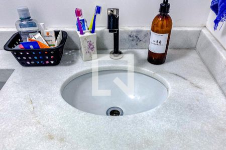 Apartamento para alugar com 45m², 2 quartos e sem vagaBanheiro