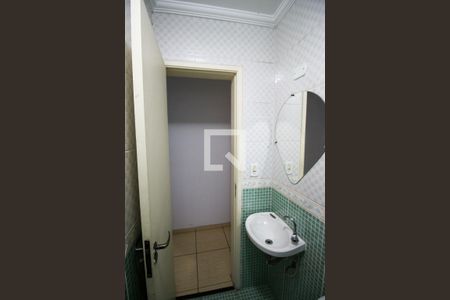 Casa de condomínio à venda com 109m², 2 quartos e 3 vagasBanheiro 3