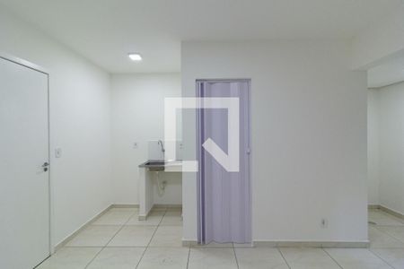 Sala/Quarto/Cozinha de kitnet/studio para alugar com 1 quarto, 24m² em Vila Esperança, São Paulo