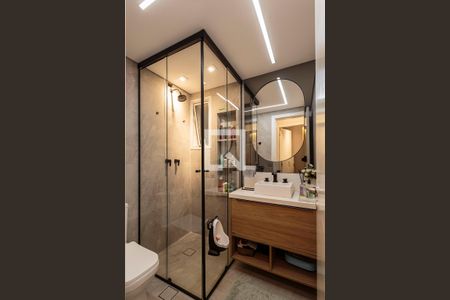 Banheiro Social de apartamento à venda com 2 quartos, 77m² em Moema, São Paulo