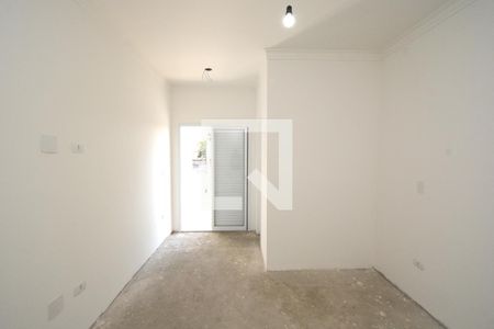 Casa à venda com 110m², 3 quartos e 2 vagasSuíte