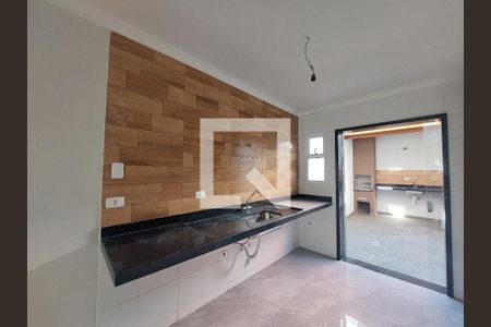 Casa à venda com 110m², 3 quartos e 2 vagasCozinha