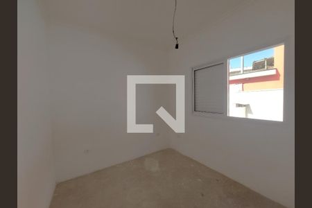Casa à venda com 110m², 3 quartos e 2 vagasQuarto 3