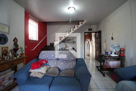 Casa à venda com 250m², 3 quartos e 3 vagasSala