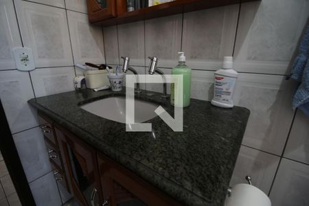 Casa à venda com 250m², 3 quartos e 3 vagasBanheiro 1