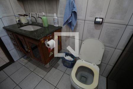 Casa à venda com 250m², 3 quartos e 3 vagasBanheiro 1