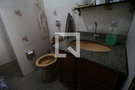 Casa à venda com 250m², 3 quartos e 3 vagasBanheiro 2