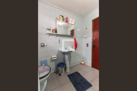 Casa à venda com 90m², 2 quartos e 1 vaga Casa à venda com 90m², 2 quartos e 1 vagaBanheiro