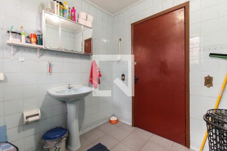 Casa à venda com 90m², 2 quartos e 1 vaga Casa à venda com 90m², 2 quartos e 1 vagaBanheiro
