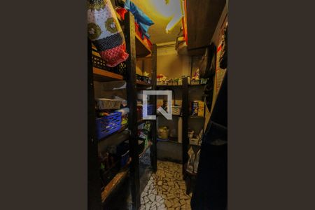 Casa à venda com 90m², 2 quartos e 1 vaga Casa à venda com 90m², 2 quartos e 1 vagaDespensa