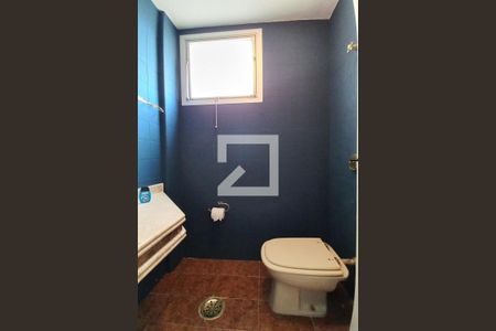 Lavabo  de apartamento à venda com 3 quartos, 251m² em Cambuí, Campinas