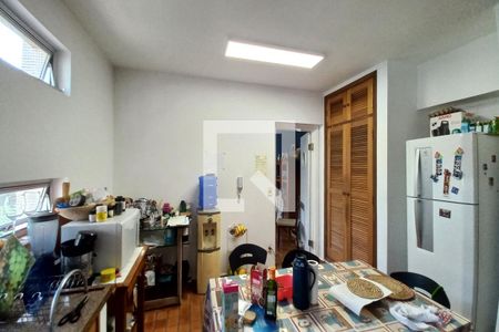 Apartamento à venda com 251m², 3 quartos e 1 vagaCozinha 