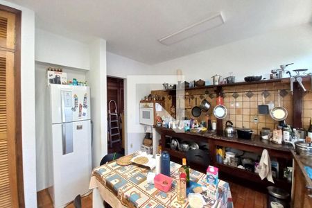 Apartamento à venda com 251m², 3 quartos e 1 vagaCozinha 