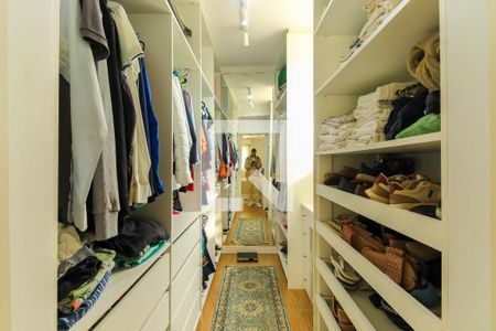 Apartamento à venda com 110m², 2 quartos e 1 vagaCloset