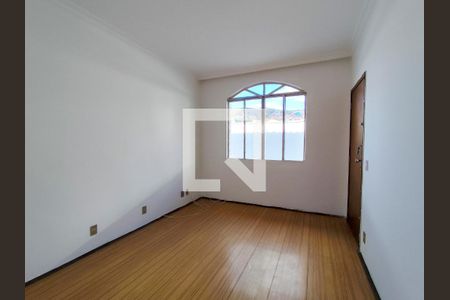 Sala de apartamento para alugar com 2 quartos, 82m² em São Lucas, Belo Horizonte