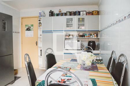 Casa à venda com 160m², 4 quartos e 2 vagasCozinha